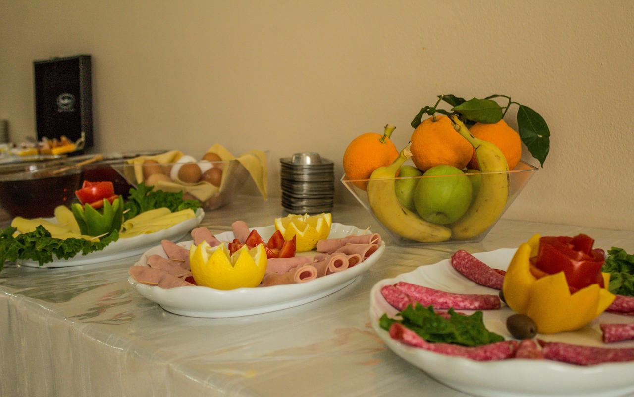 Ialysos City Hotel Zewnętrze zdjęcie